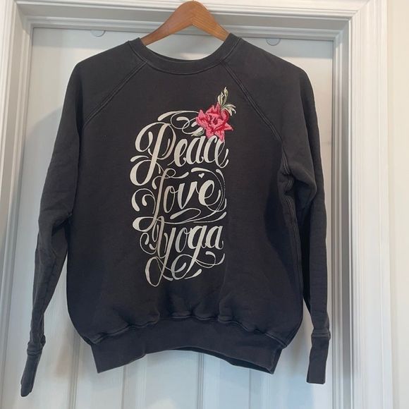 ✨Host Pick✨ Spiritual Gangster Peace Love Yoga Gray Sweatshirt - Size Small - Picture 2 of 7